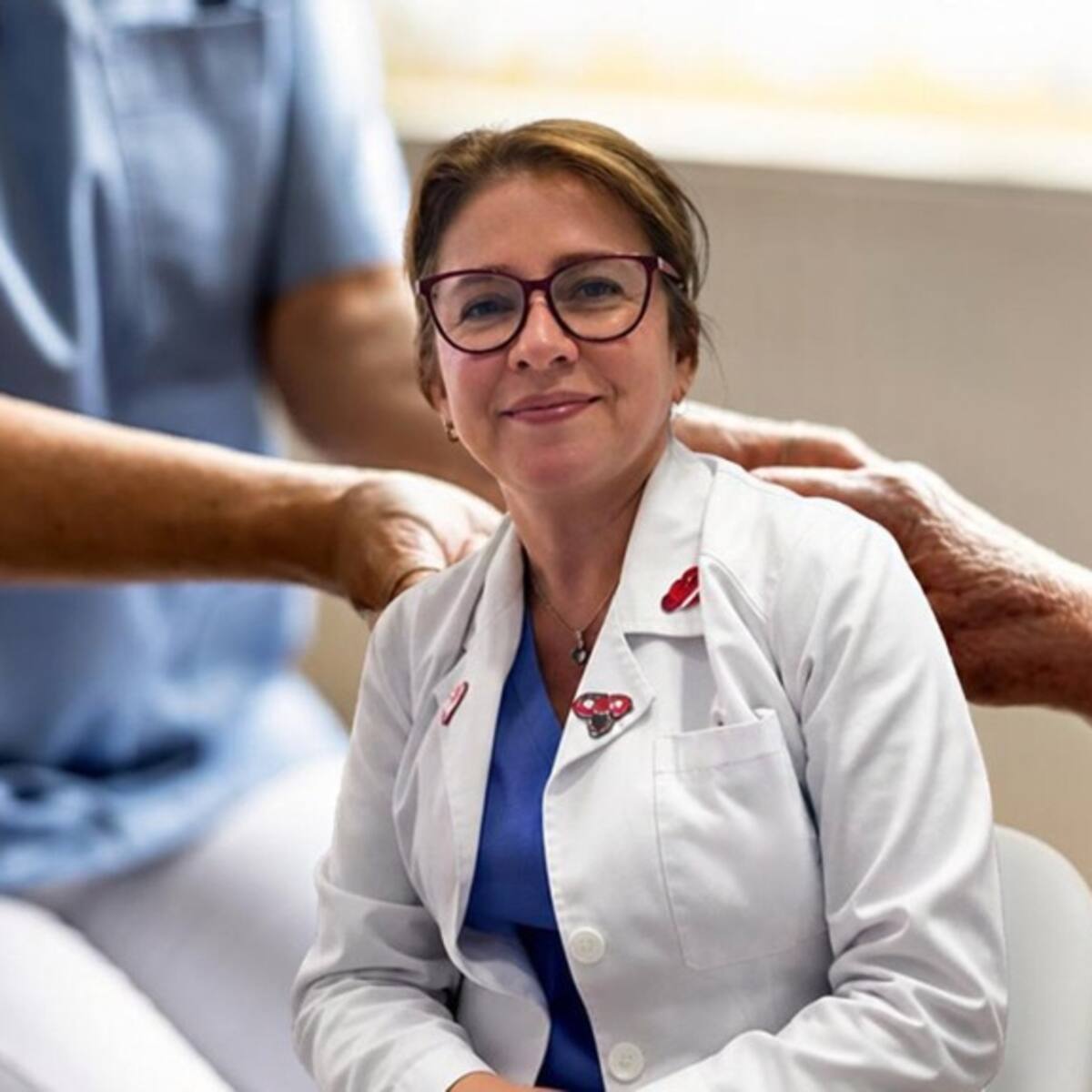 Aumentar edad de pensión de mujeres requiere primero política de salud: doctora Isabel Jauregui