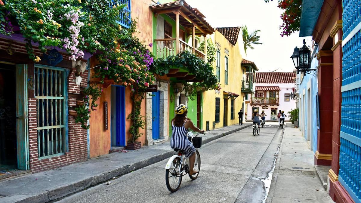 Cartagena entre las rutas imperdibles para descubrir destinos en bicicleta
