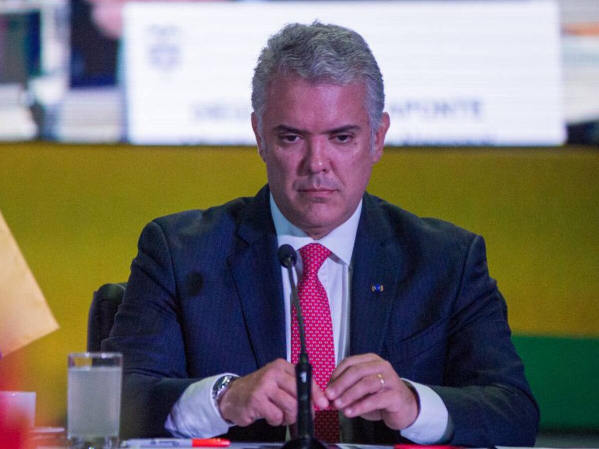 Congresistas radicaron denuncia penal a Duque por presunta participación política