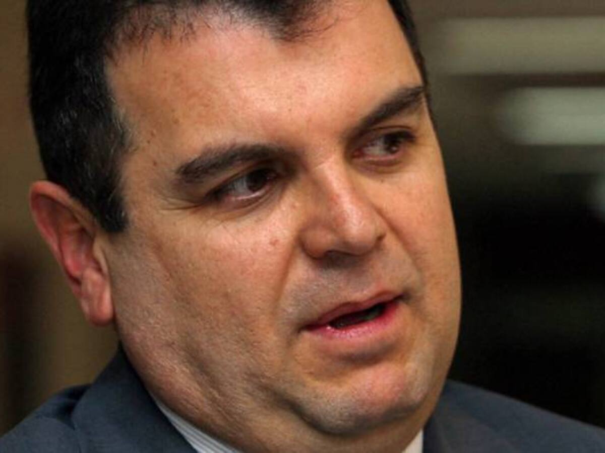 Precios de los combustibles podrían volver a subir por efecto de los huracanes: Fedispetrol