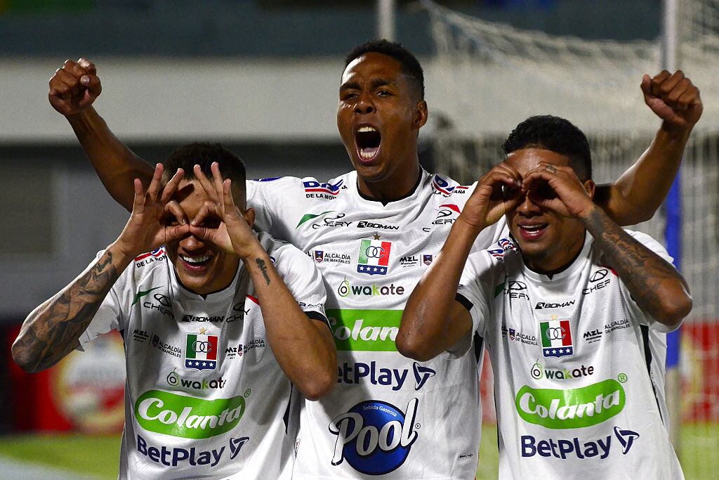 Once Caldas en el estadio Felix Capriles en Cochabamba, Bolivia, Fernando Cartagena / Getty Images