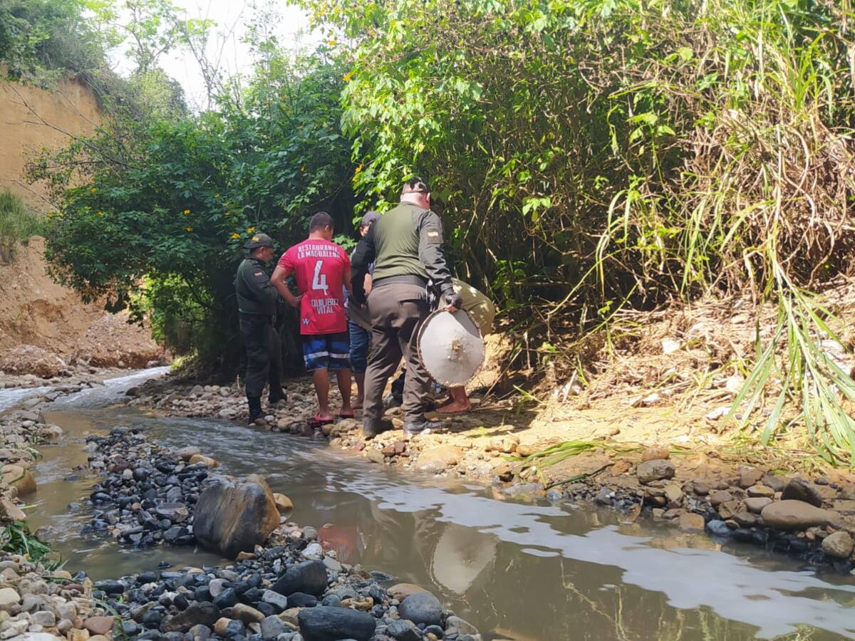 Capturan a 6 personas por socavar la escarpa en Chimitá