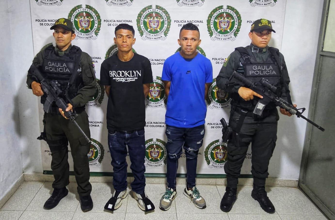 Recibiendo dinero producto de una extorsión, fueron capturados dos individuos en Magangué