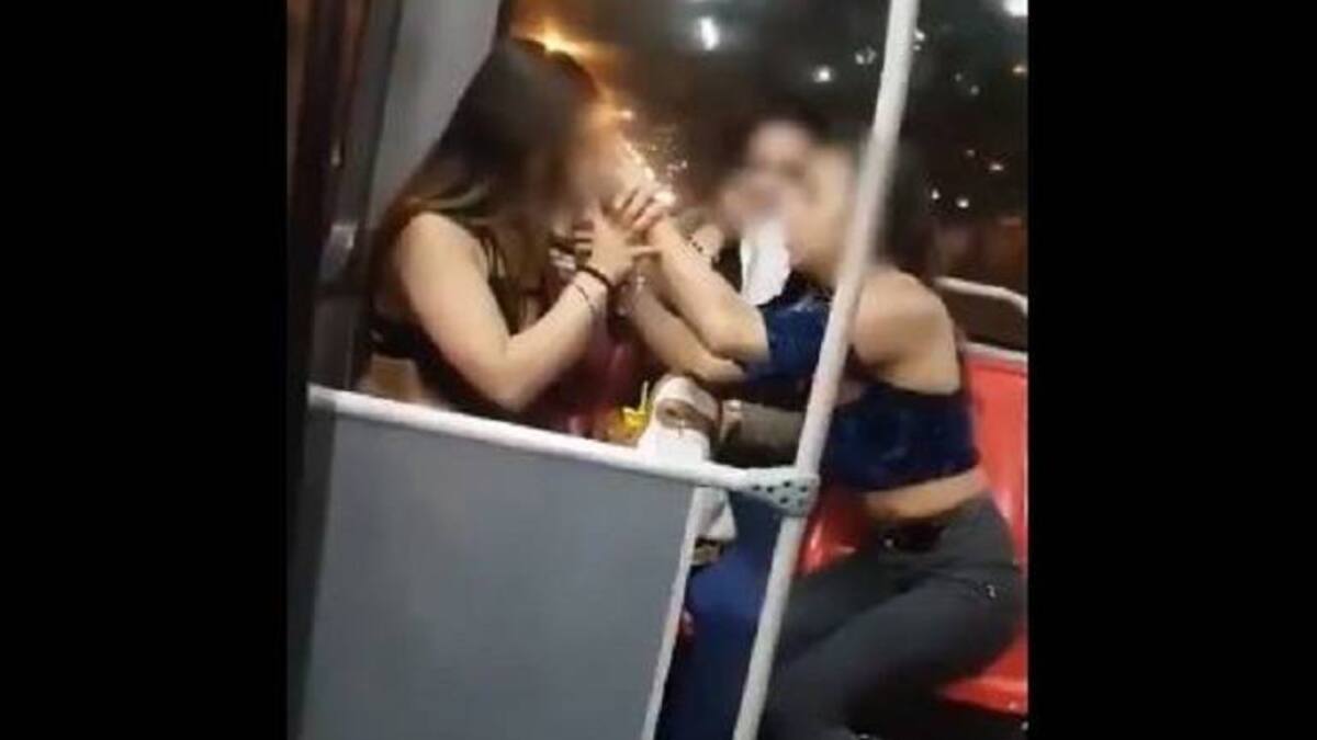 Conmoción en redes por consumo de cocaína en Transmilenio