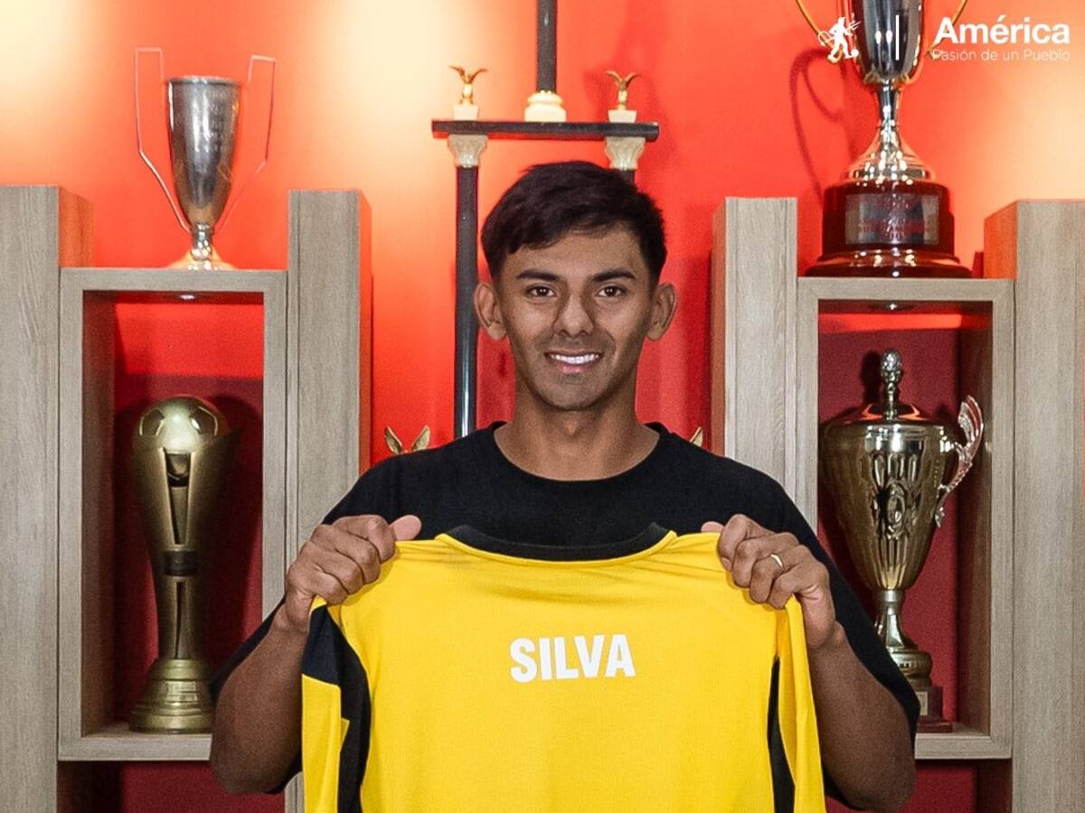 Santiago Silva: “Quiero tratar de hacer historia en un equipo tan grande”