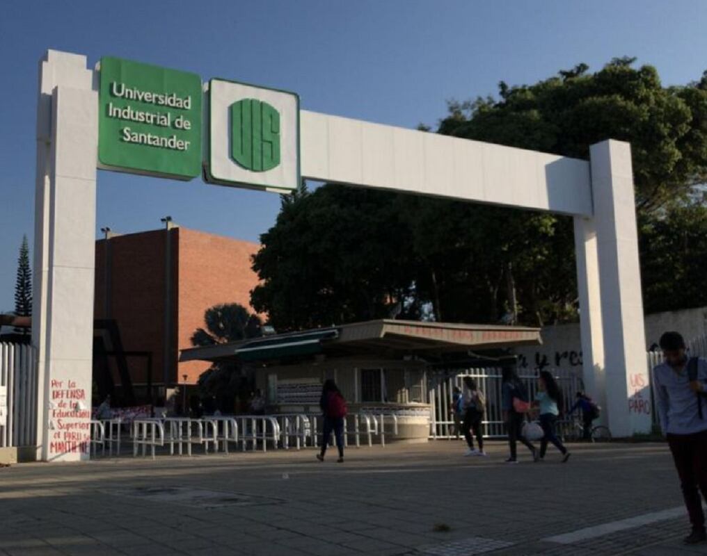 75 años cumple la UIS