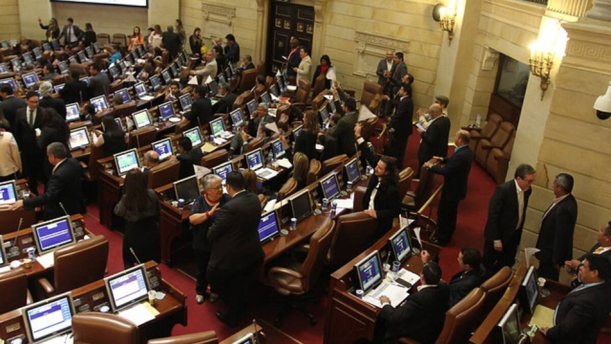 Gobierno publicó borrador de decreto para eliminar las curules del Partido Comunes en el Congreso