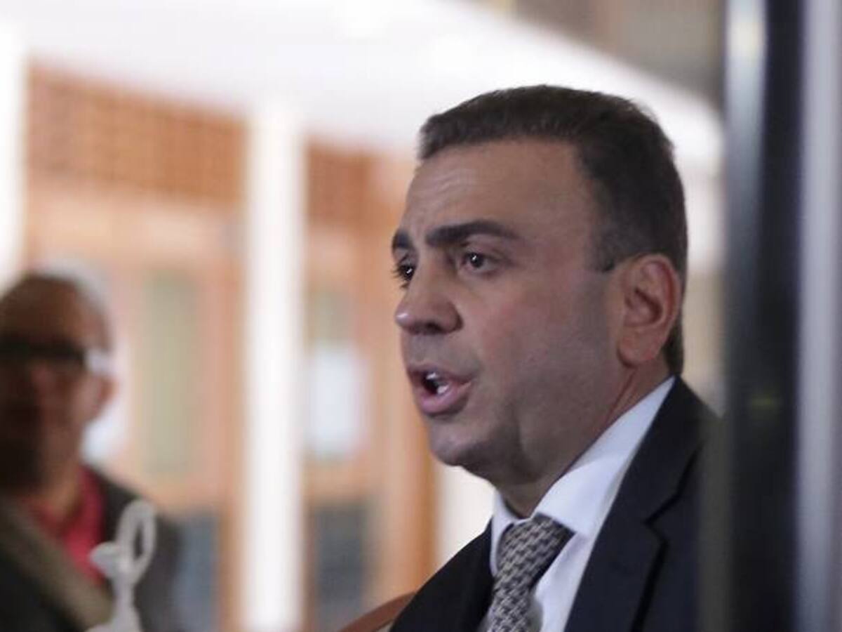 Congreso suspende a Musa Besaile y aplica silla vacía a su curul