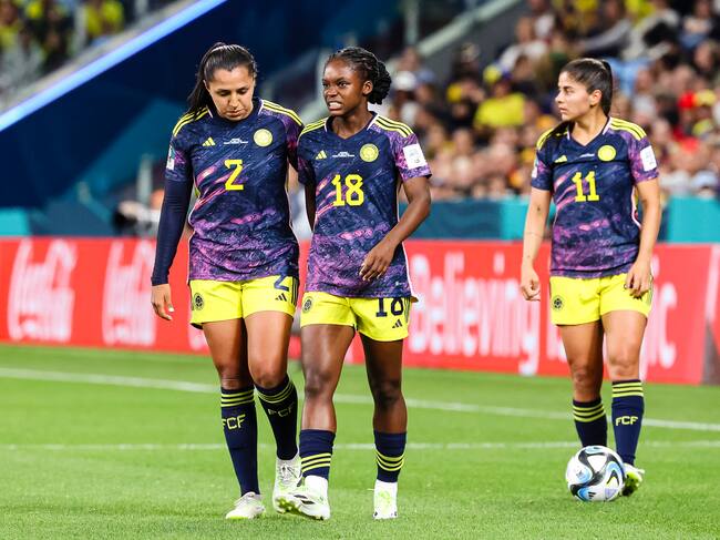 SYDNEY, AUSTRALIA - JULY 30: Manuela Vanegas of Colombia (L) and Linda Caicedo of Colombia (C) walking in the field during the FIFA Women's World Cup Australia & New Zealand 2023 Group H match between Germany and Colombia at Sydney Football Stadium on July 30, 2023 in Sydney, Australia. (Photo by Patricia Pérez Ferraro/Eurasia Sport Images/Getty Images)