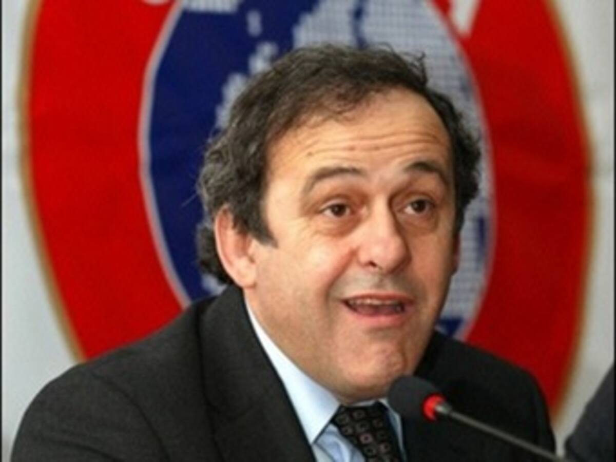 Michel Platini asegura que España es ejemplo del alarmante estado financiero del fútbol