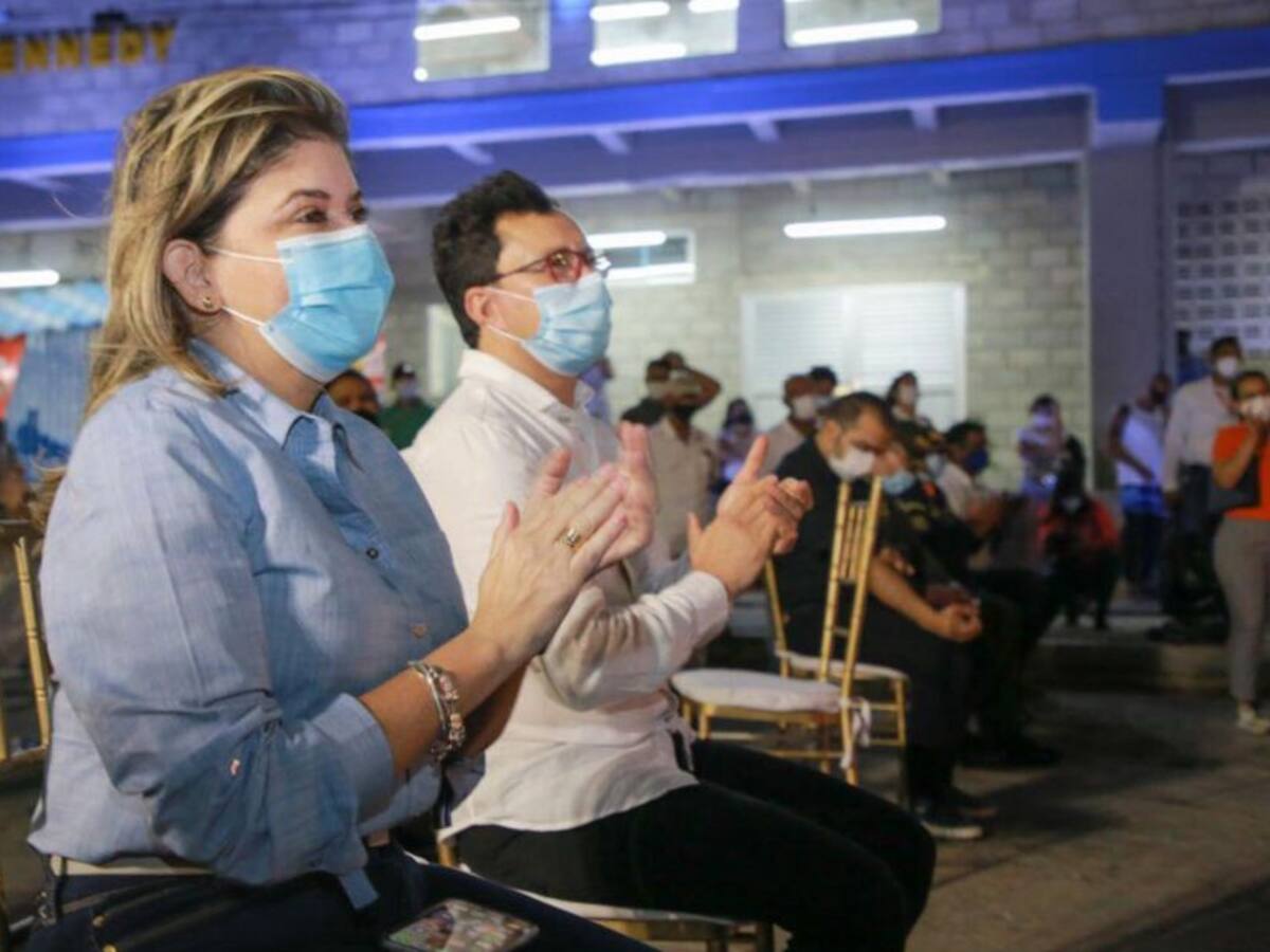 Alcaldesa Johnson y gobernador Caicedo dieron positivo para COVID-19