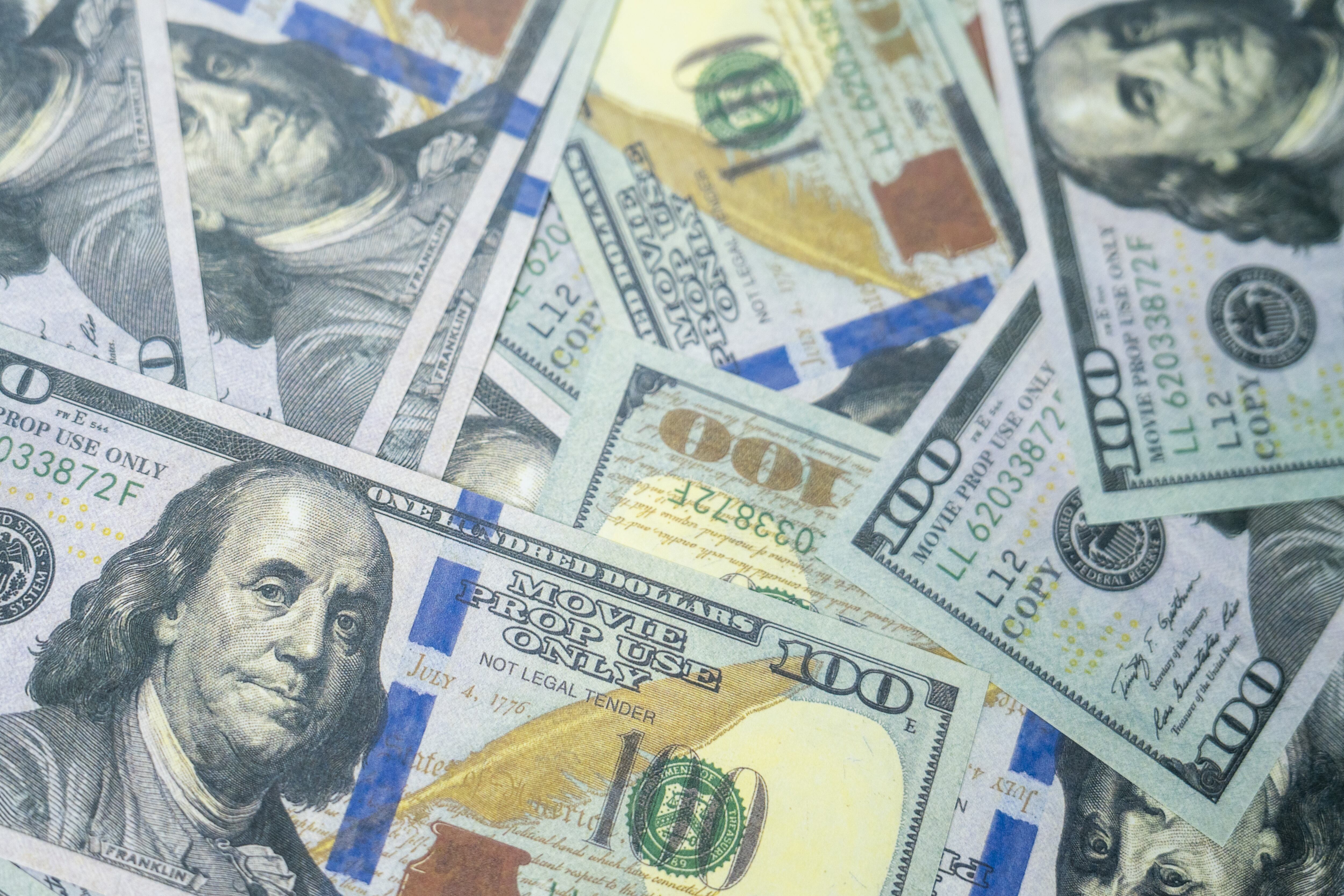 Dolares de Getty Images.