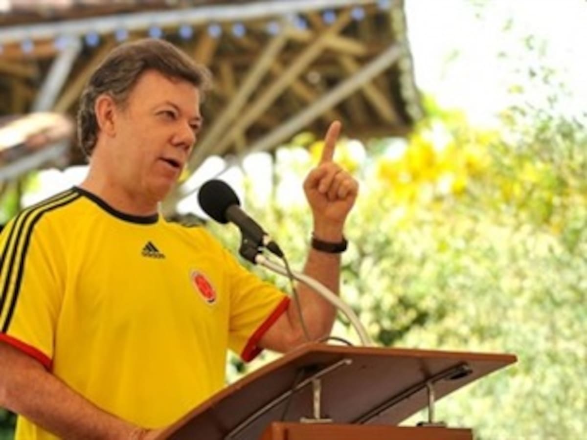 Presidente Santos espera un buen resultado de la Selección