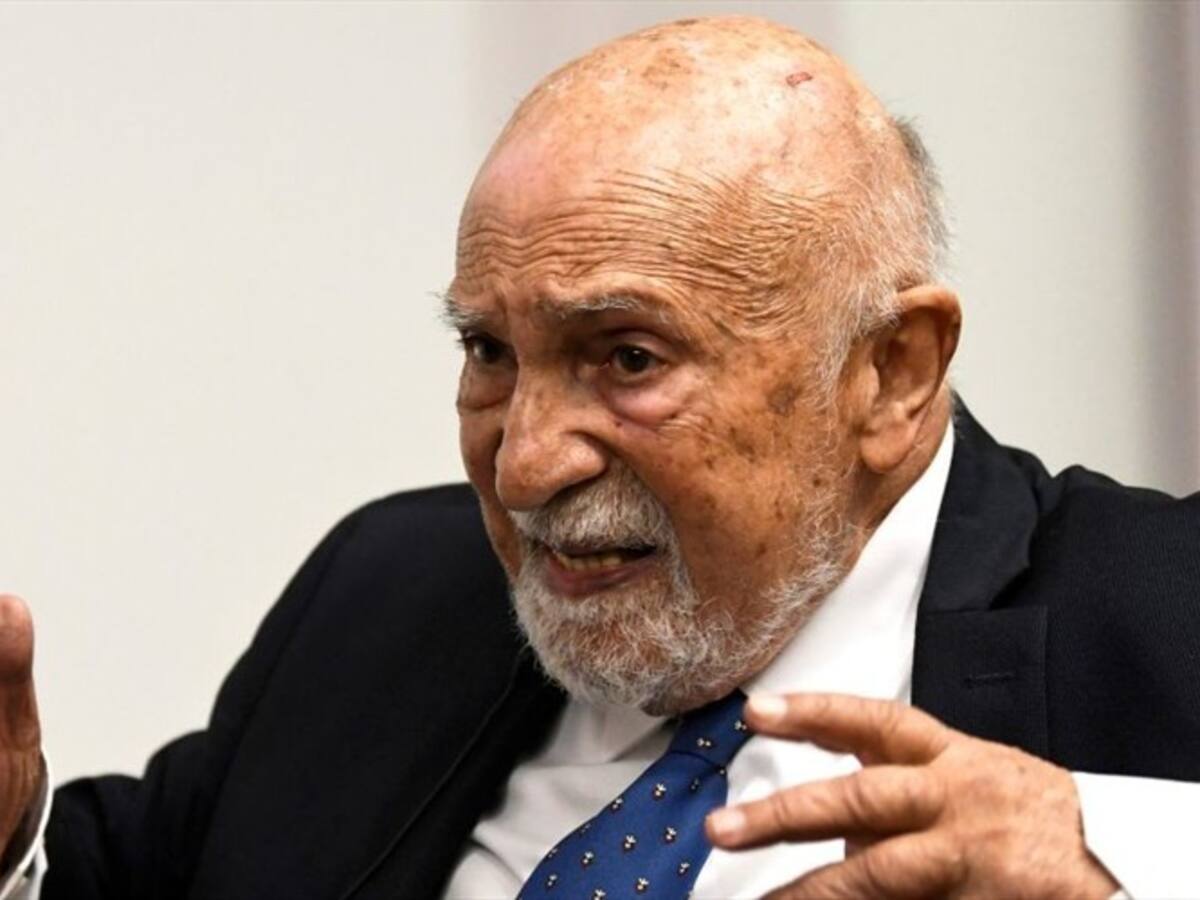 Simon Gronowski escapó del tren de Auschwitz y ahora protagoniza una ópera