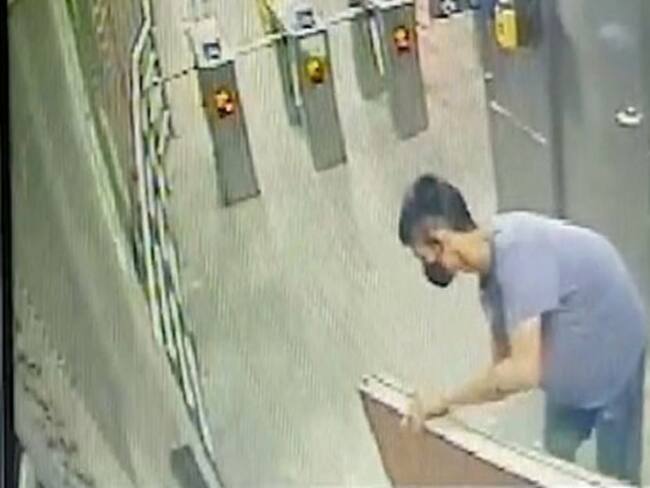 Identifican a ladrón que tiene azotadas las estaciones de Metrolínea