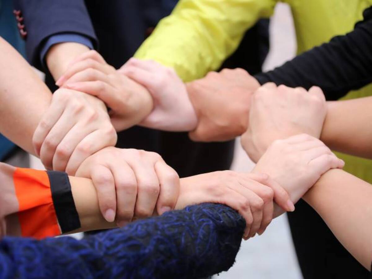 Servir a los demás: vida con sentido y propósito