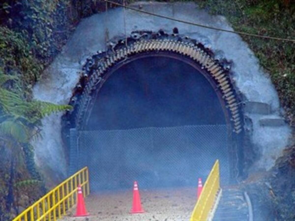 Revisan permisos otorgados al Invías para obras en túnel de La Línea