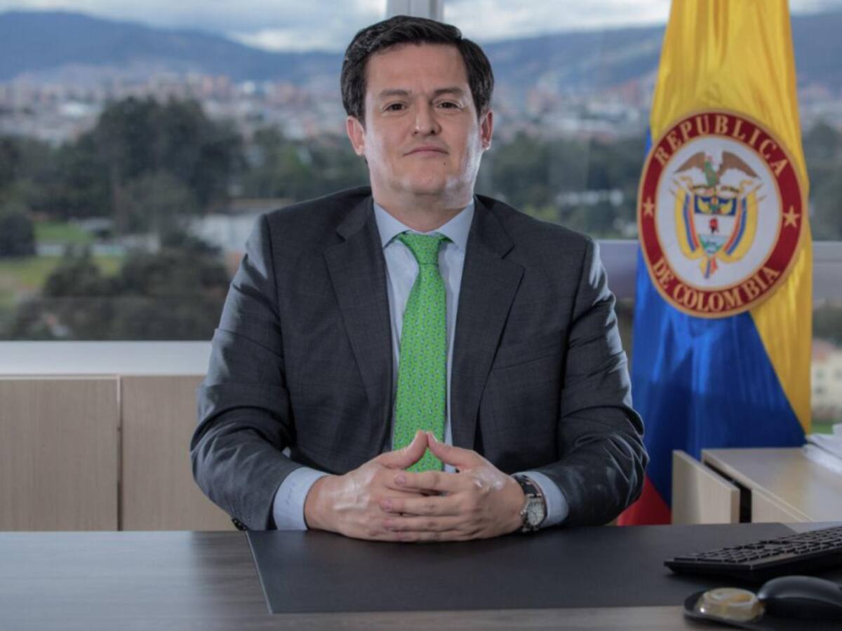 Designan ministro de Justicia encargado