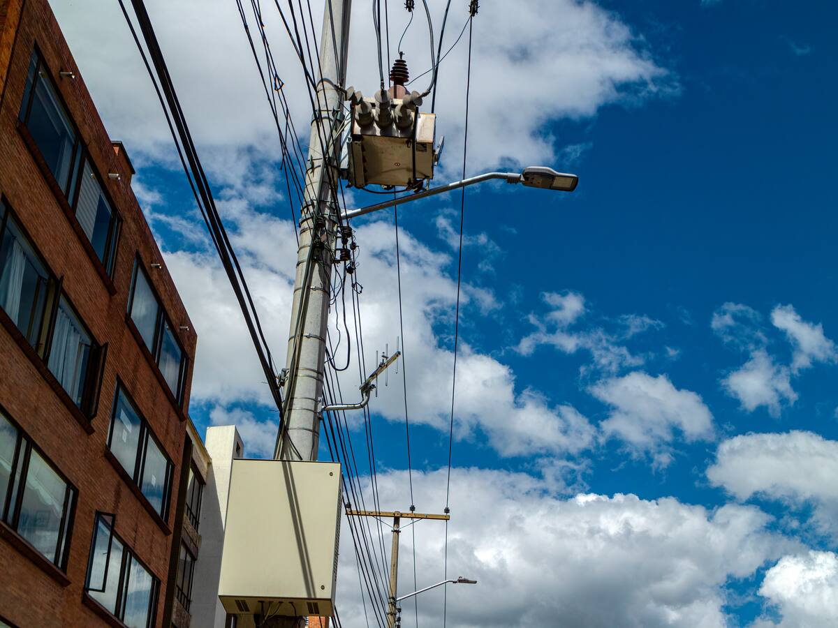 Cortes de luz en Bogotá este miércoles 15 de mayo: lista de barrios que no tendrán servicio