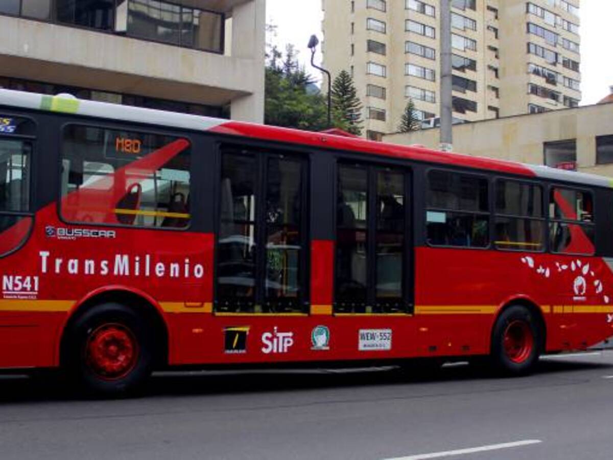 Transmilenio empieza a solucionar problema del SITP