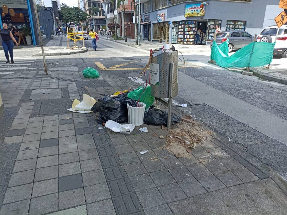 Sector centro y comercial foco de mala disposición de basuras en Armenia