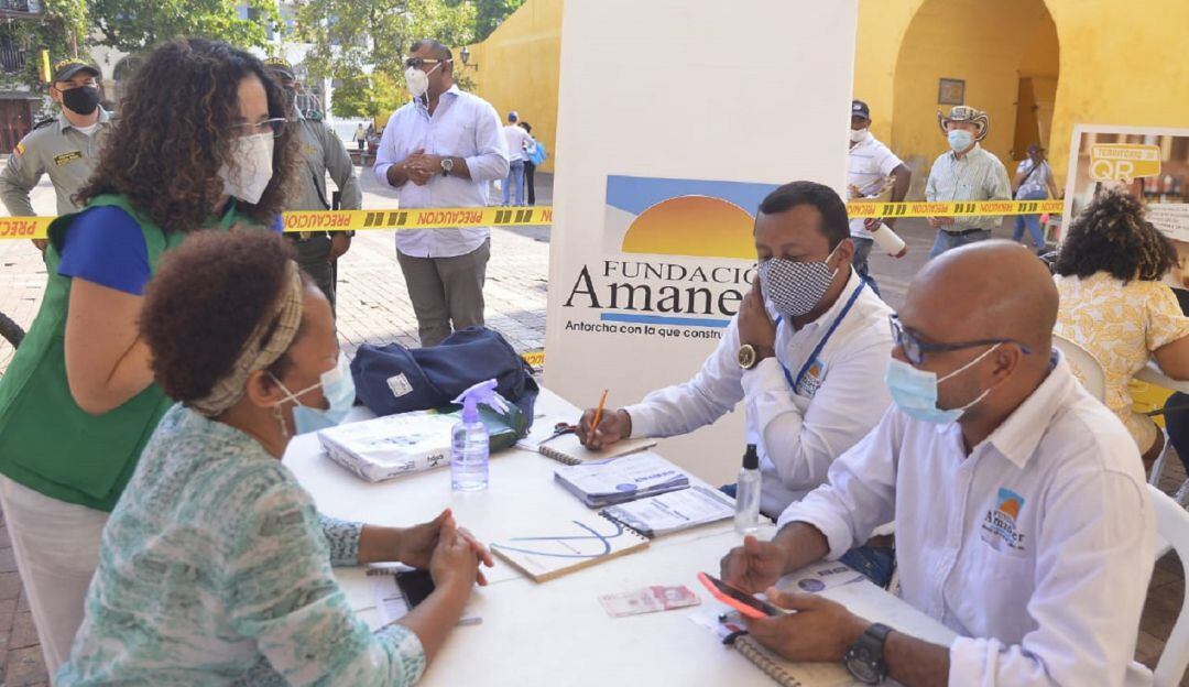 La jornada financiera se realiza en la Plaza de Los Coches