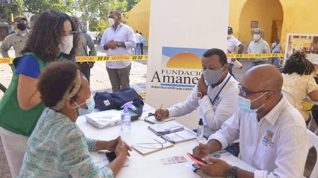 La jornada financiera se realiza en la Plaza de Los Coches