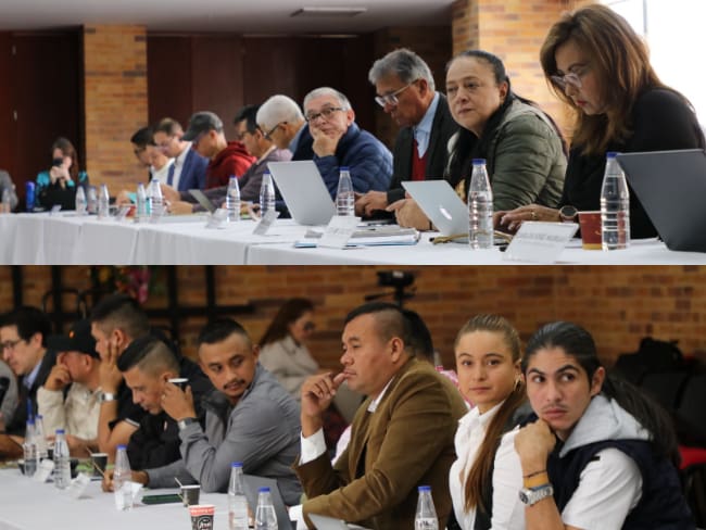 Avanza en Bogotá el quinto ciclo de conversaciones de paz entre el Gobierno y los Bloques y frentes del Estado Mayor Central de las Farc que siguen en el proceso de paz