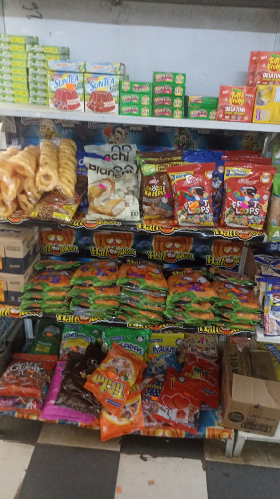 Controles a ventas de dulces en Neiva