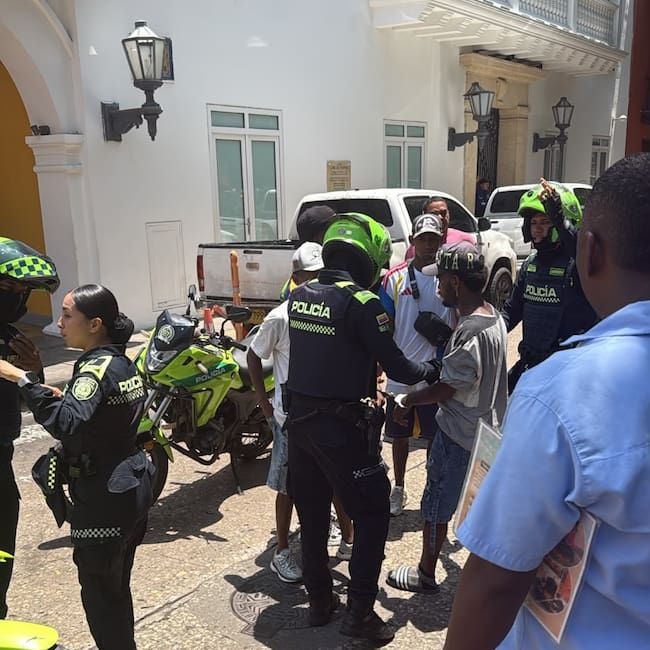 Bomberos de Cartagena fortalece sus capacidades en atención táctica de víctimas en emergencias