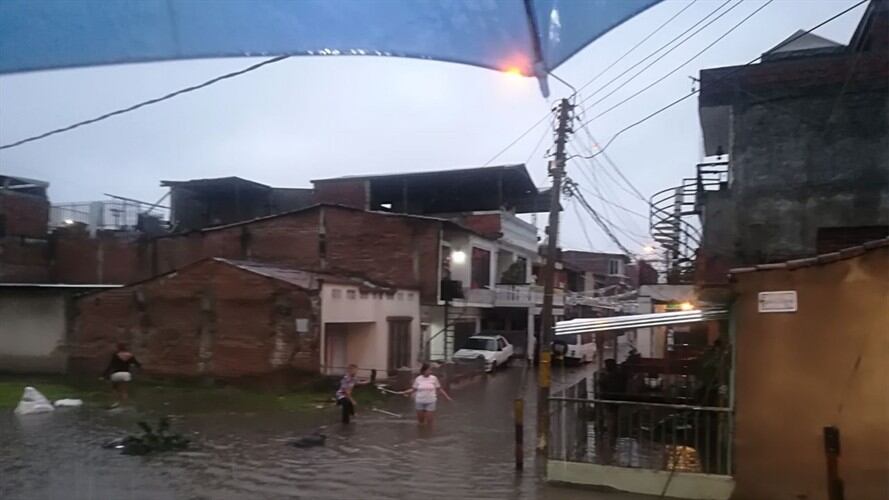 Lluvias provocan inundaciones en dos municipios del Valle del Cauca. Foto: Erika Rebolledo / W Radio.