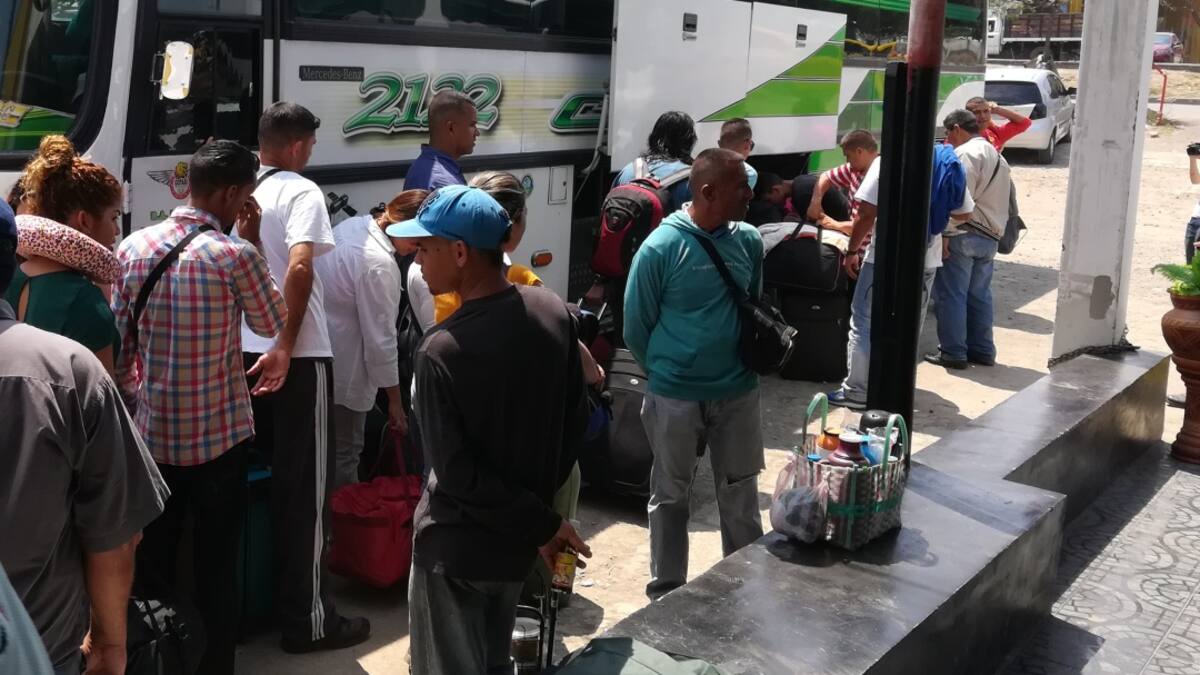 Municipios metropolitanos buscan solución a venta de tiquetes irregulares