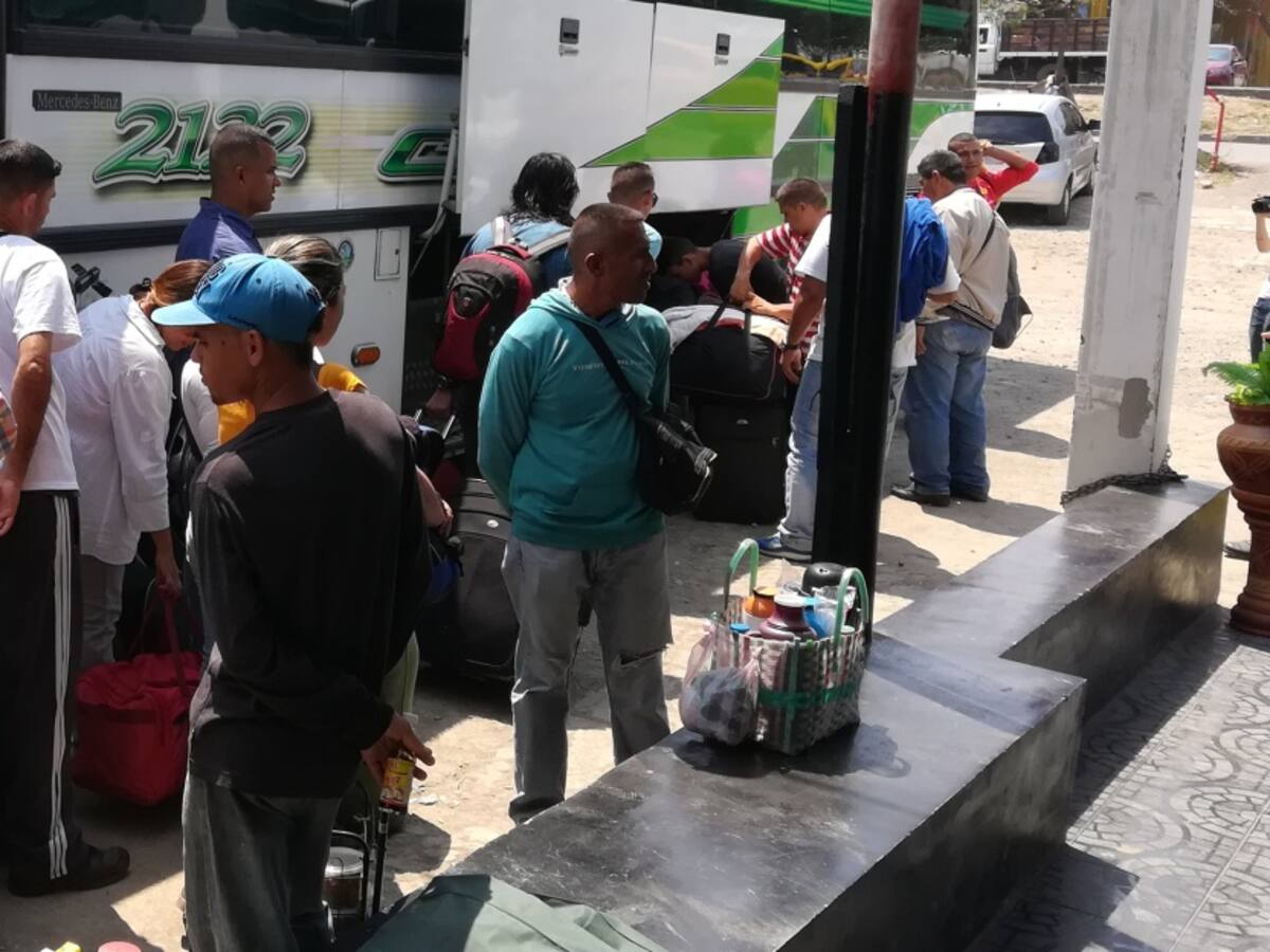 Municipios metropolitanos buscan solución a venta de tiquetes irregulares