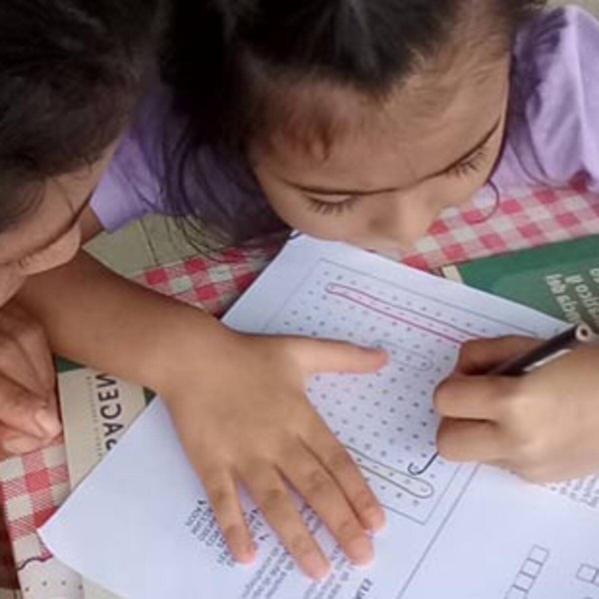Colombia, el cuarto país del mundo con más ataques a la educación: JEP alerta por desescolarización