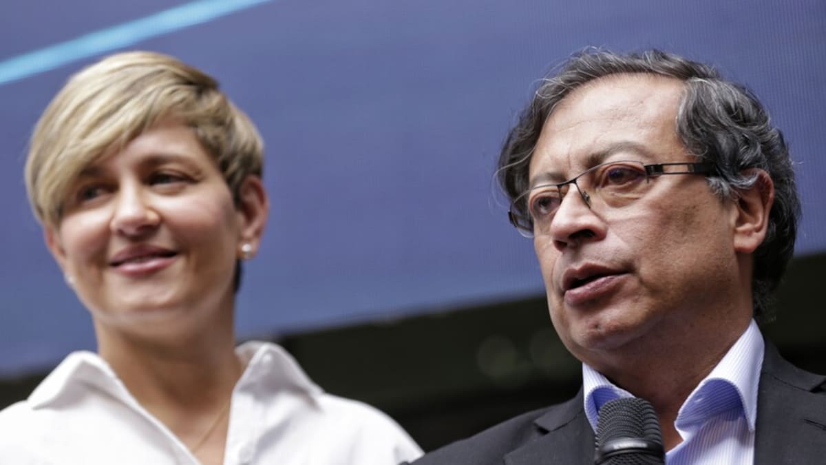 Petro y Verónica Alcocer: ¿Podrá seguir ejerciendo como Primera Dama si se separó del presidente?