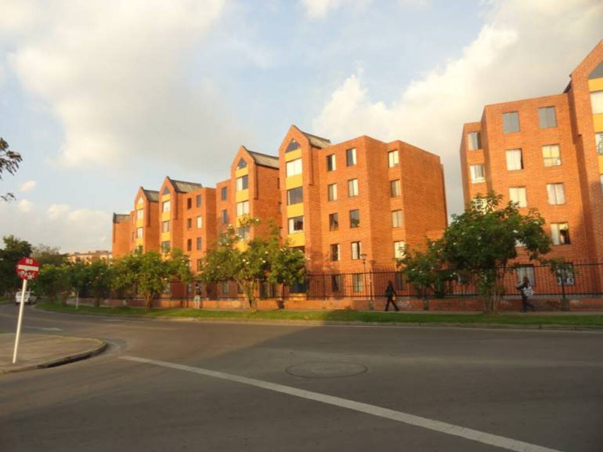 Drogan toda una familia en Bogotá y desocupan su apartamento