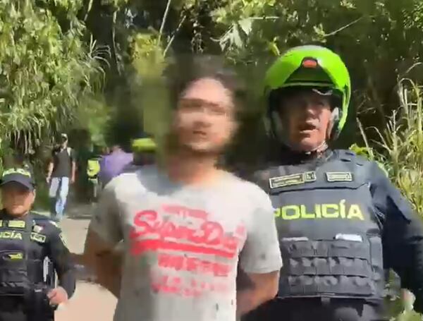 Alias Chester, capturado por su relación en tres homicidios en el Sur del Valle de Aburrá. Foto: Cortesía.