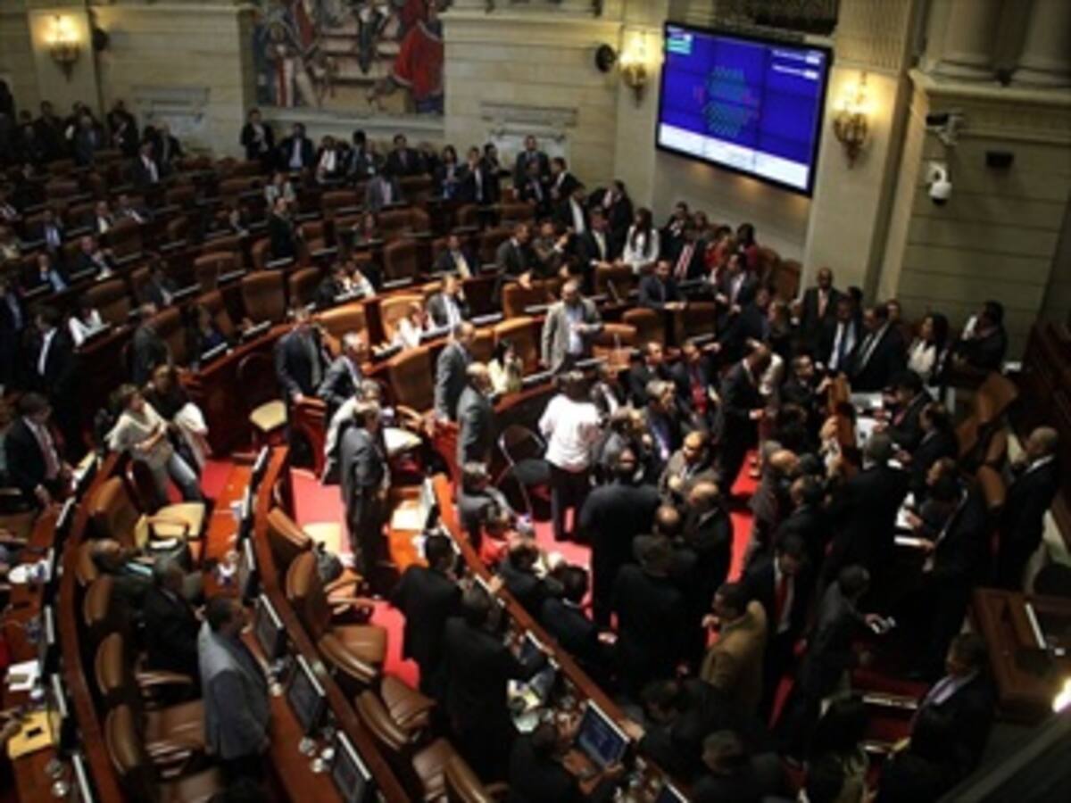 Celebramos este paso histórico que da EE.UU. y Cuba: congresistas