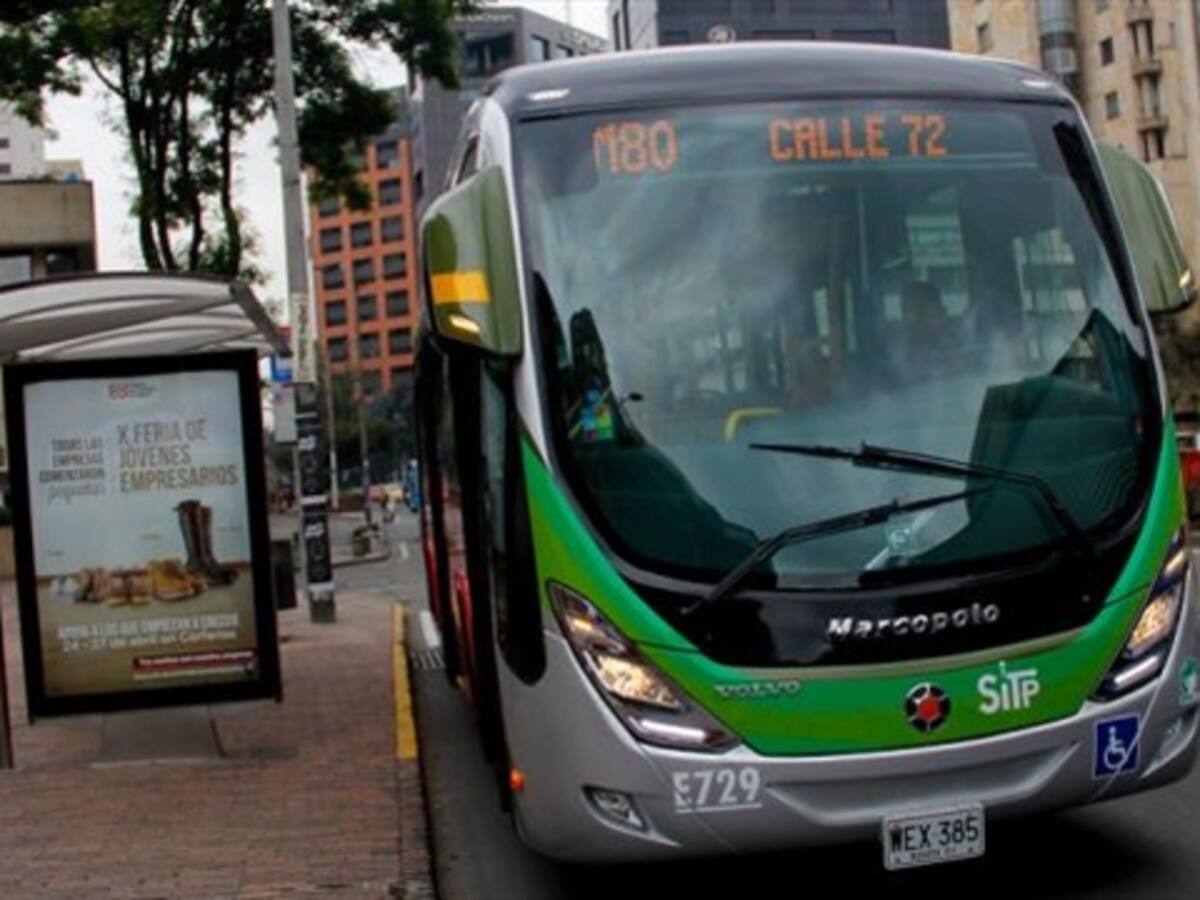 Evalúan eliminación de tarifa de hora valle en Transmilenio y Sitp