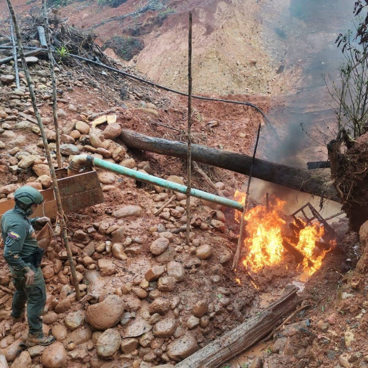 Dos minas ilegales intervenidas dejan una captura en zona rural de Villagarzón