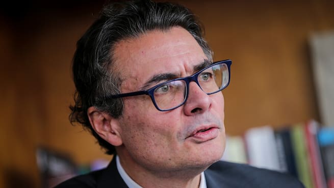 Hay tolerancia con la mediocridad de la educación: Alejandro Gaviria tras resultados de Pruebas PISA