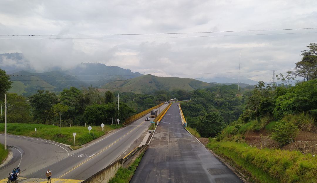 Las personas han llegado a terminar con sus vidas a la nueva estructura. 