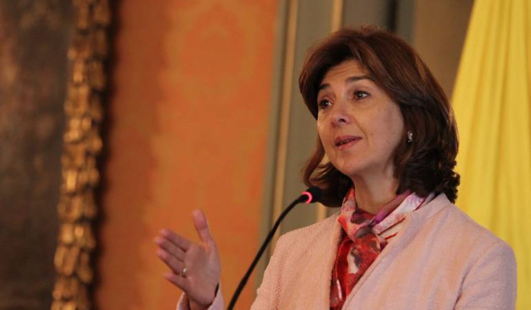 María Ángela Holguín