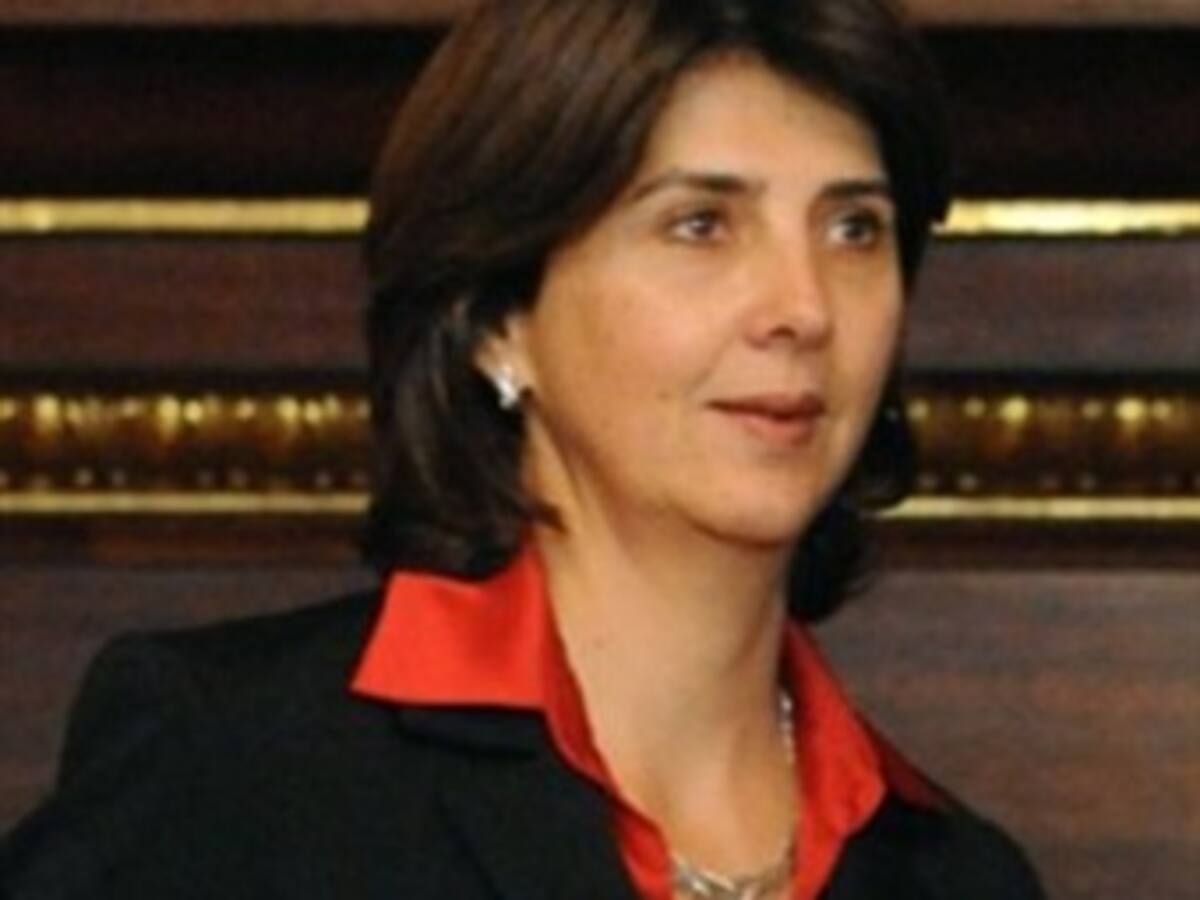 Canciller aborda con la Unión Europea los últimos pasos para ratificar TLC