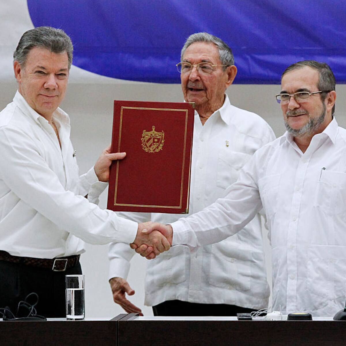 Centro Democrático promueve ‘firmatón’ contra Acuerdo de paz con Farc: convocan a protesta pacífica