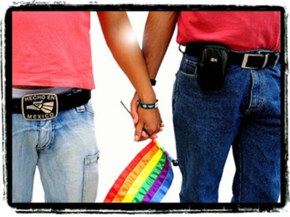 Senador dice que sexo entre homosexuales es “asqueroso”