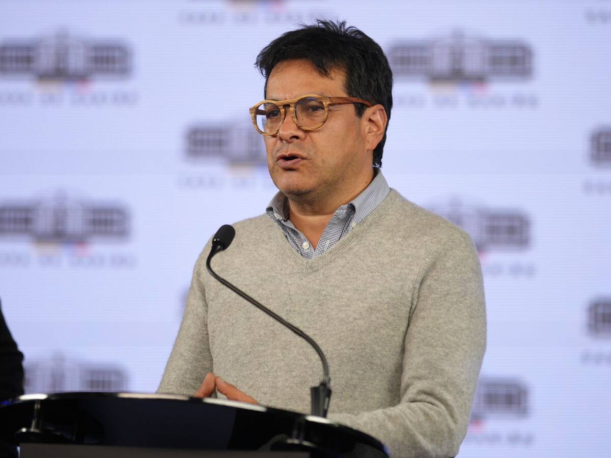 Danilo Rueda revela por qué el presidente Petro lo retiró de su cargo