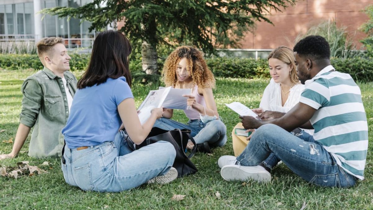 Inscripción y grado gratis en universidades públicas: Gobierno elimina estos cobros para jóvenes