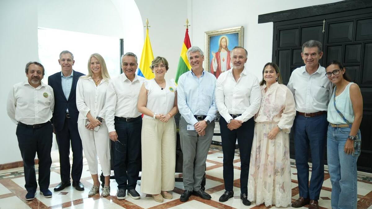 Cartagena recibió al CEO de la Federación Internacional de Hospitales