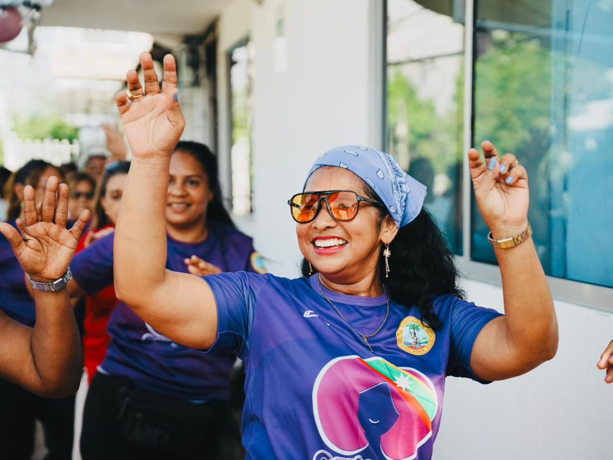 Prepara los tenis y ponte pilas porque este sábado la Plaza de viste de Violeta